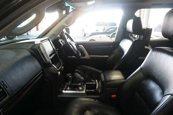 2018 Toyota Landcruiser Sahara VDJ200R