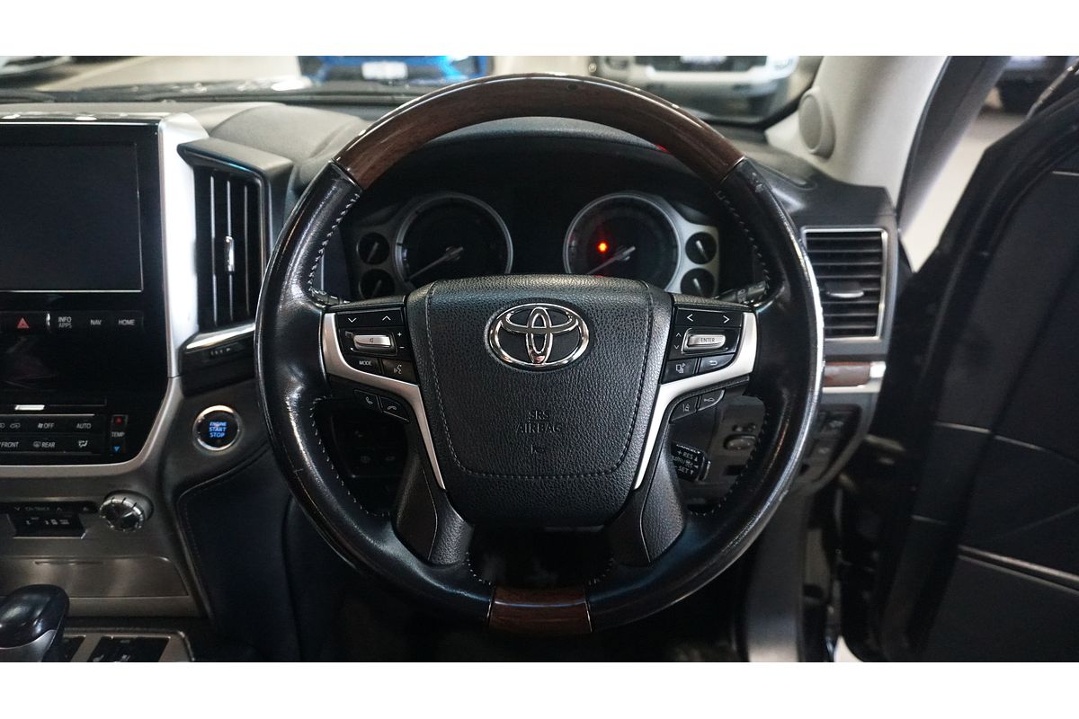 2018 Toyota Landcruiser Sahara VDJ200R
