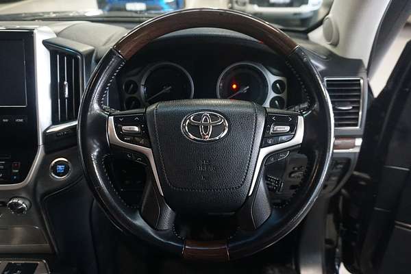 2018 Toyota Landcruiser Sahara VDJ200R