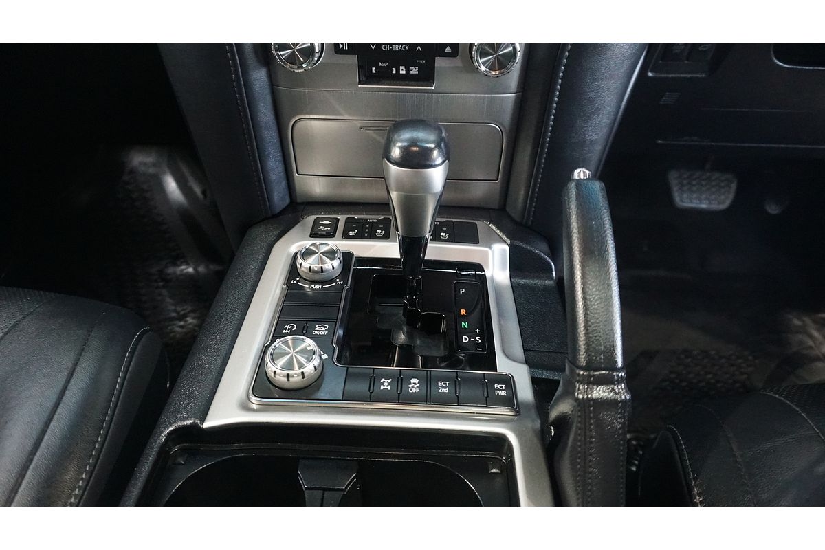 2018 Toyota Landcruiser Sahara VDJ200R