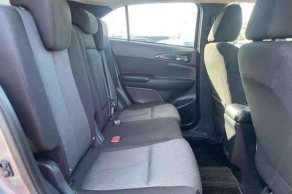 2024 Mitsubishi Eclipse Cross LS YB