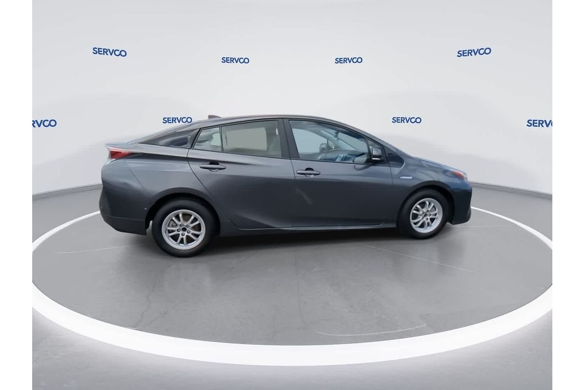 2018 Toyota Prius Four