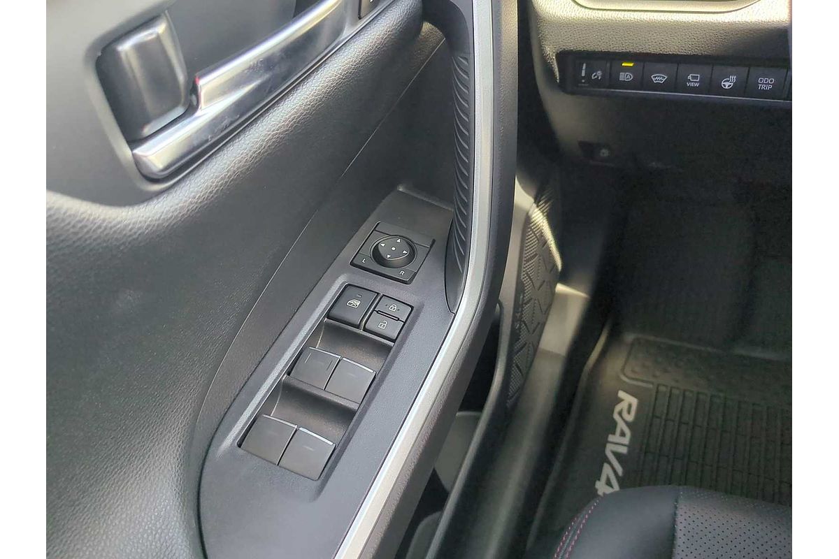 2024 Toyota RAV4 XSE