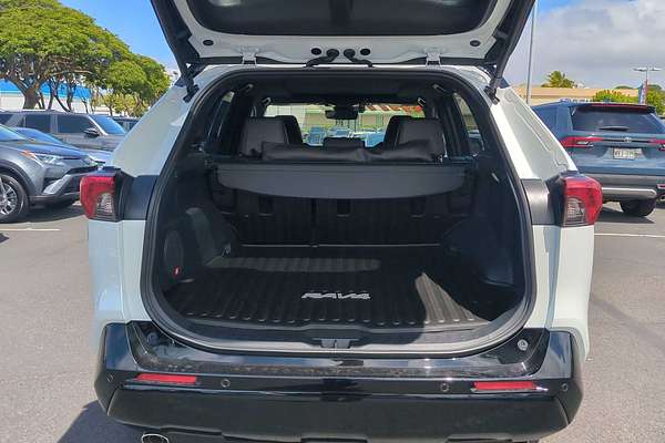 2024 Toyota RAV4 XSE