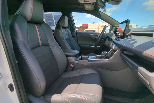 2024 Toyota RAV4 XSE