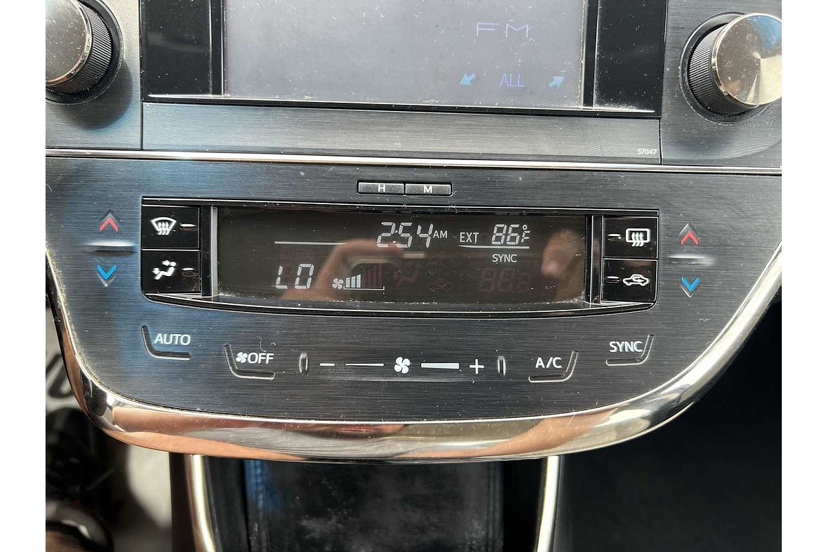 2013 Toyota Avalon XLE