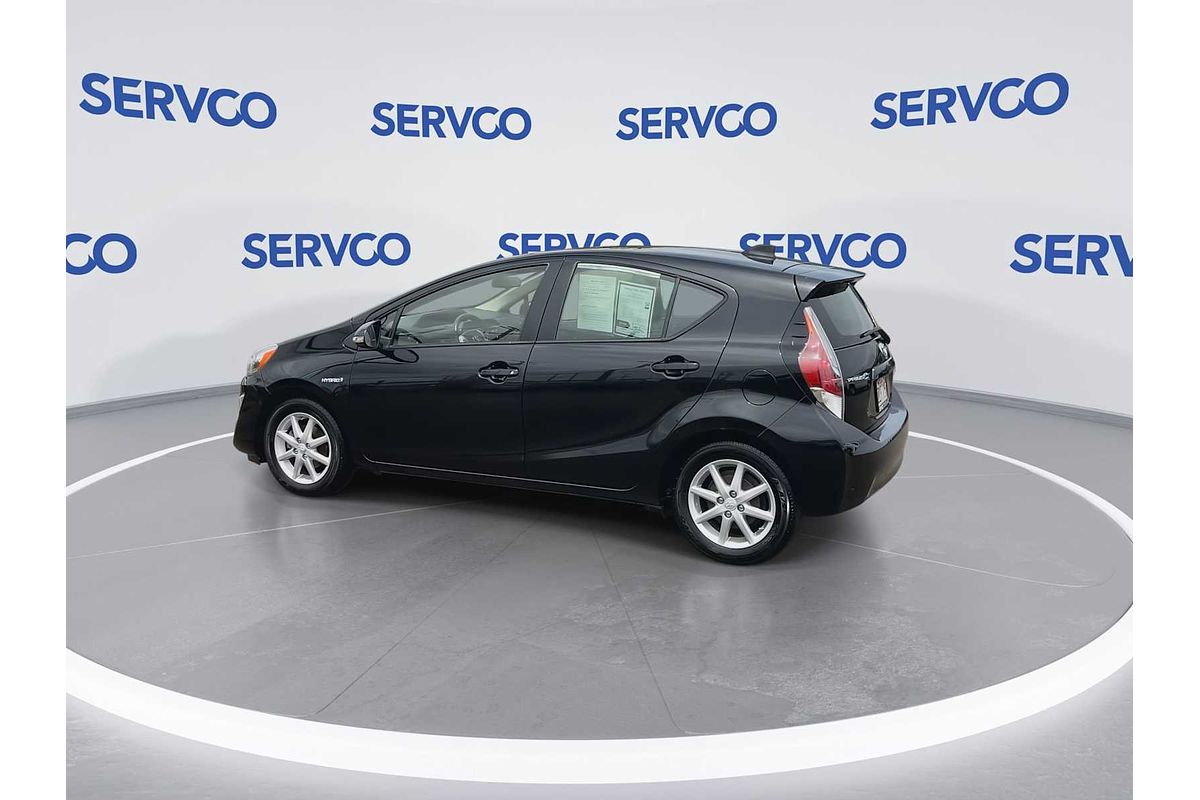 2016 Toyota Prius C Three