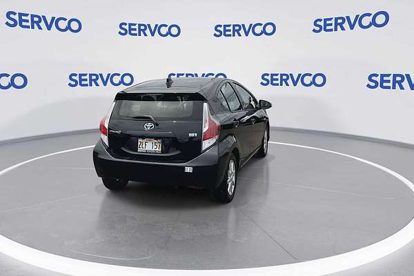 2016 Toyota Prius C Three