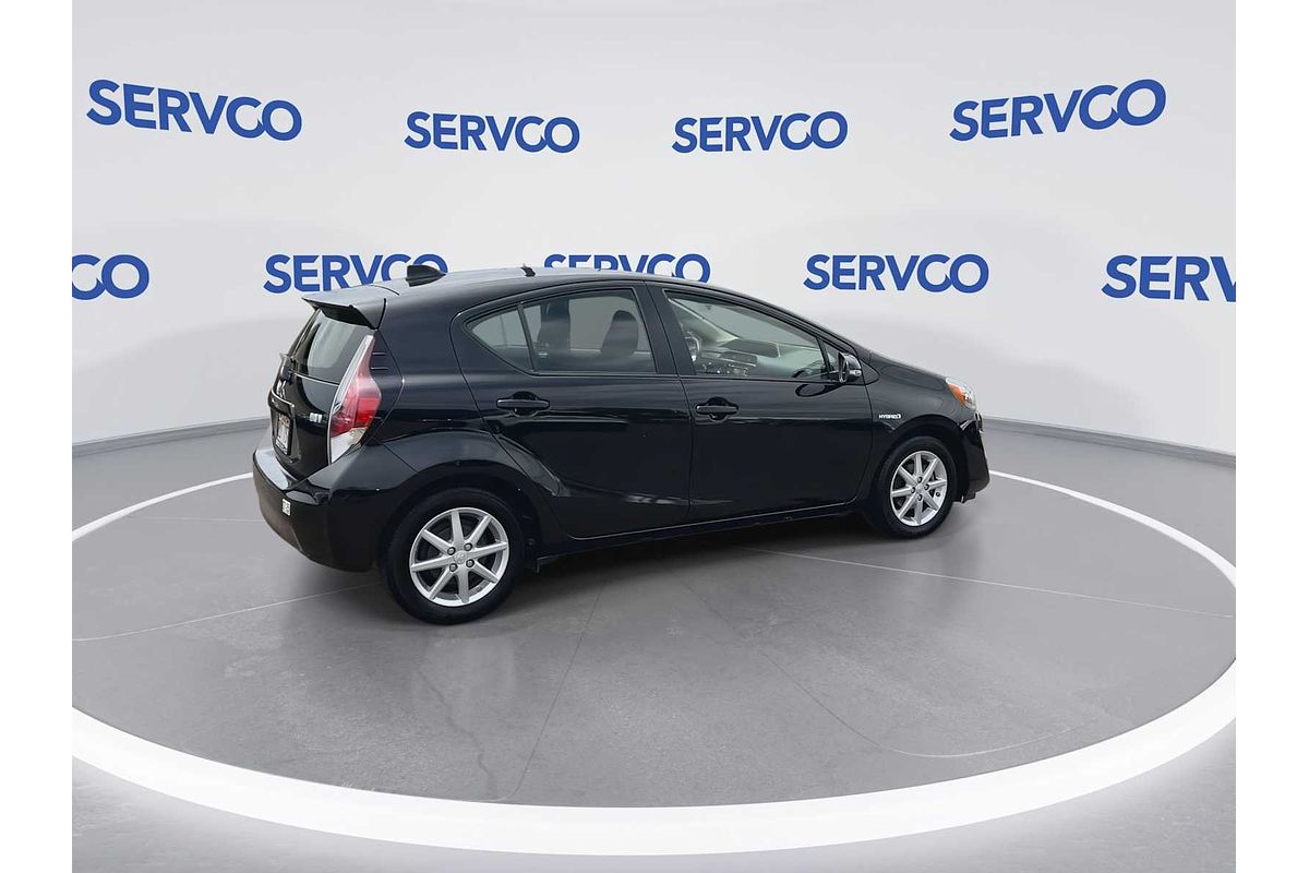 2016 Toyota Prius C Three