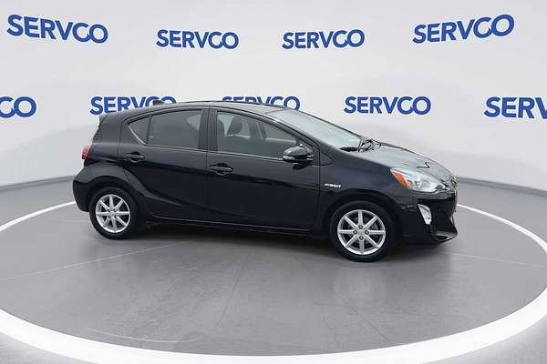2016 Toyota Prius C Three