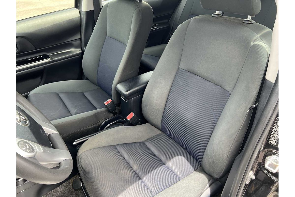 2016 Toyota Prius C Three