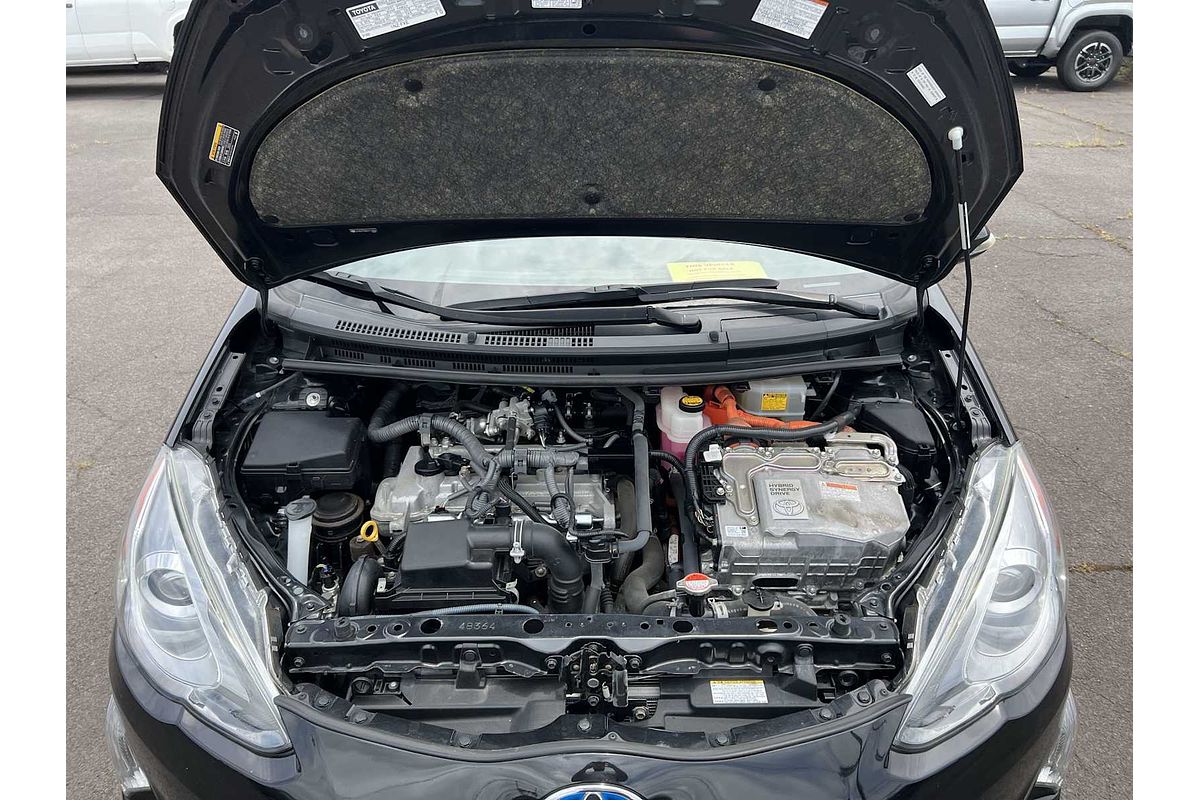 2016 Toyota Prius C Three