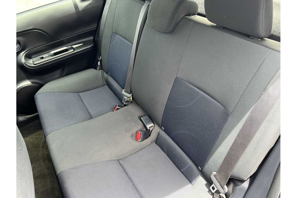 2016 Toyota Prius C Three
