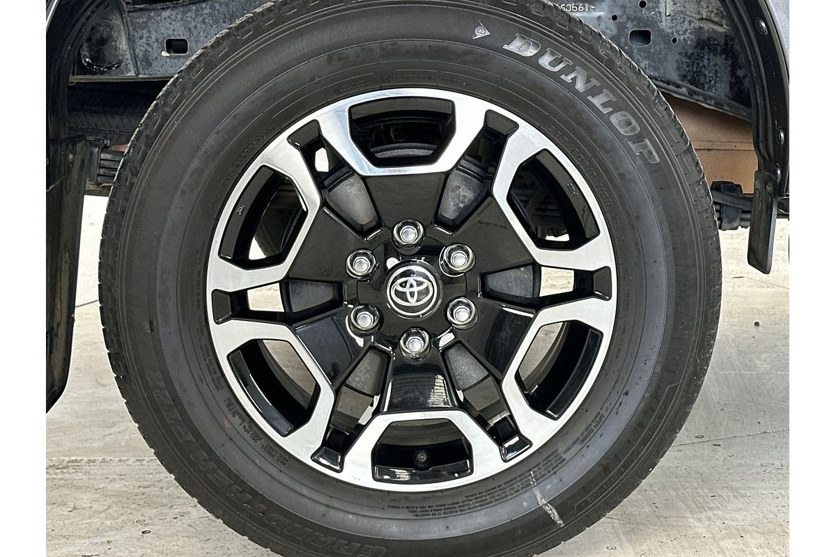 2022 Toyota Hilux SR5 GUN126R 4X4