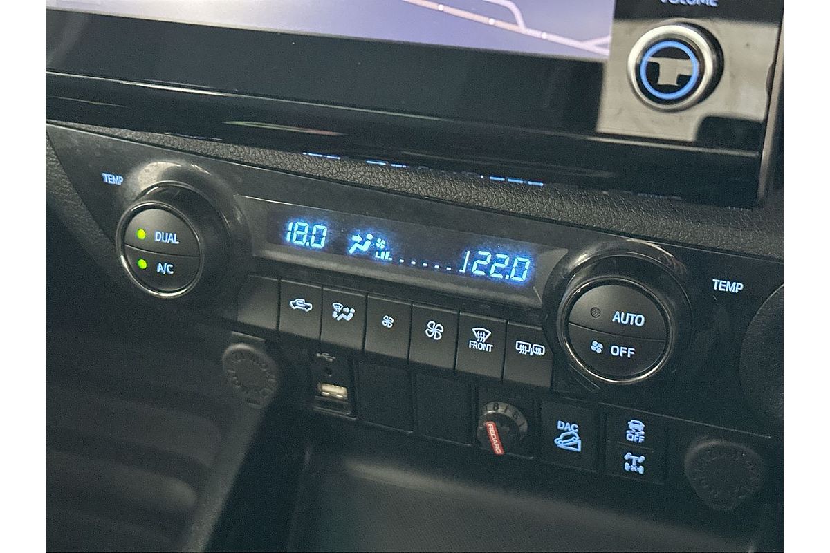 2022 Toyota Hilux SR5 GUN126R 4X4