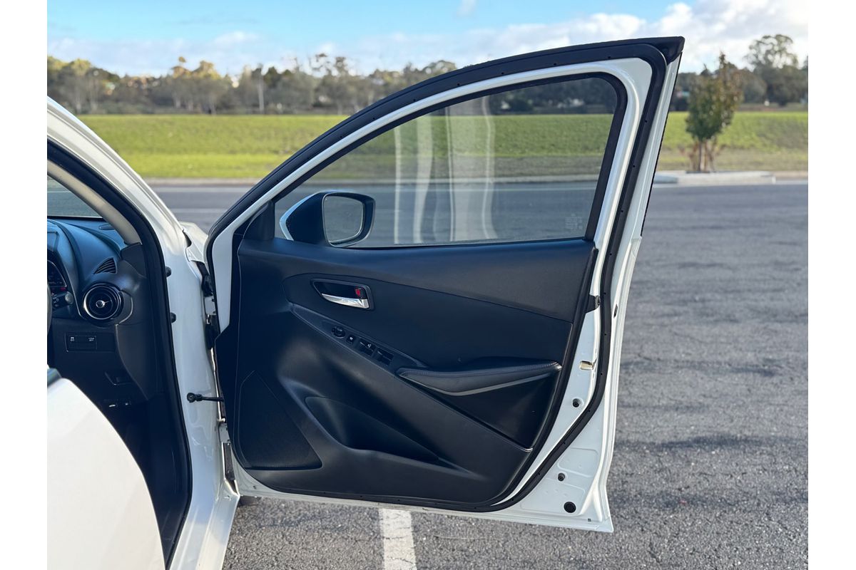 2014 Mazda 2 Genki DJ Series