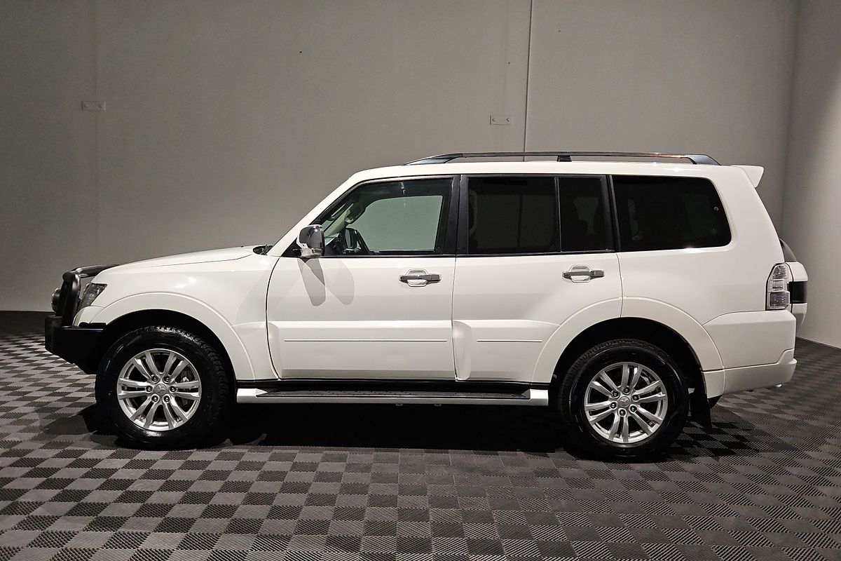 2017 Mitsubishi Pajero GLX NX