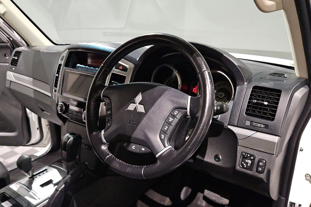 2017 Mitsubishi Pajero GLX NX