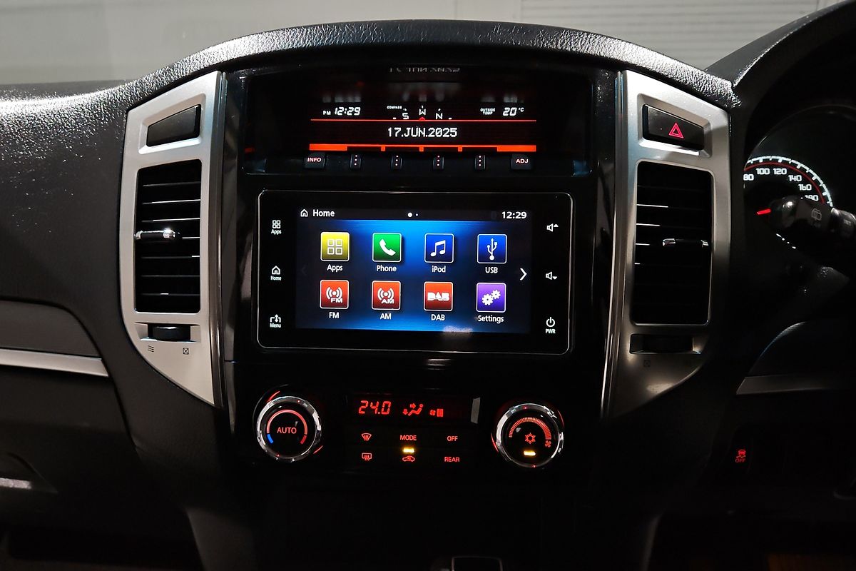 2017 Mitsubishi Pajero GLX NX