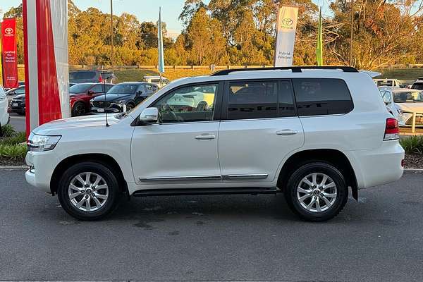 2016 Toyota Landcruiser Sahara VDJ200R