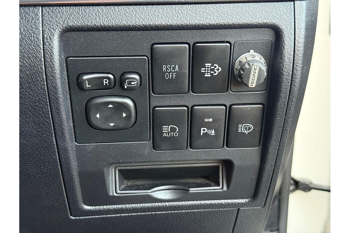 2016 Toyota Landcruiser Sahara VDJ200R