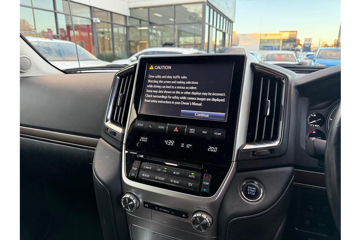 2016 Toyota Landcruiser Sahara VDJ200R