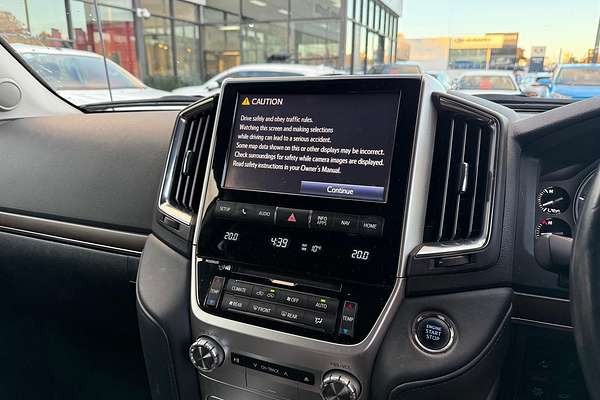 2016 Toyota Landcruiser Sahara VDJ200R