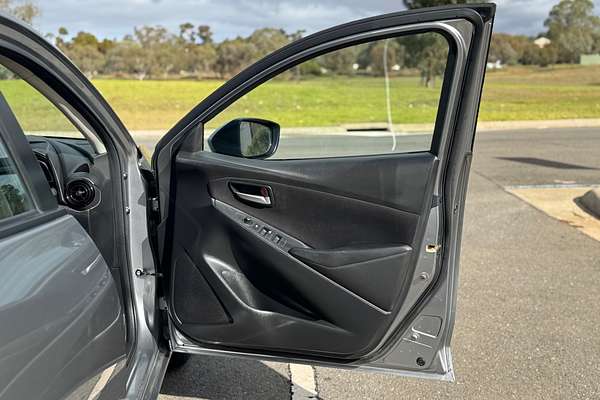 2016 Mazda 2 Neo DL Series