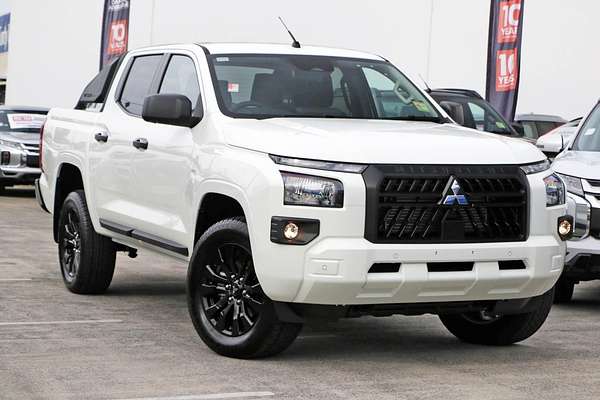 2025 Mitsubishi Triton GLX-R MV 4X4