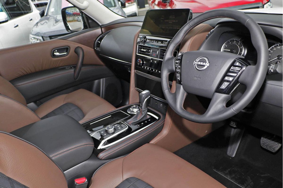 2025 Nissan Patrol Ti-L Y62
