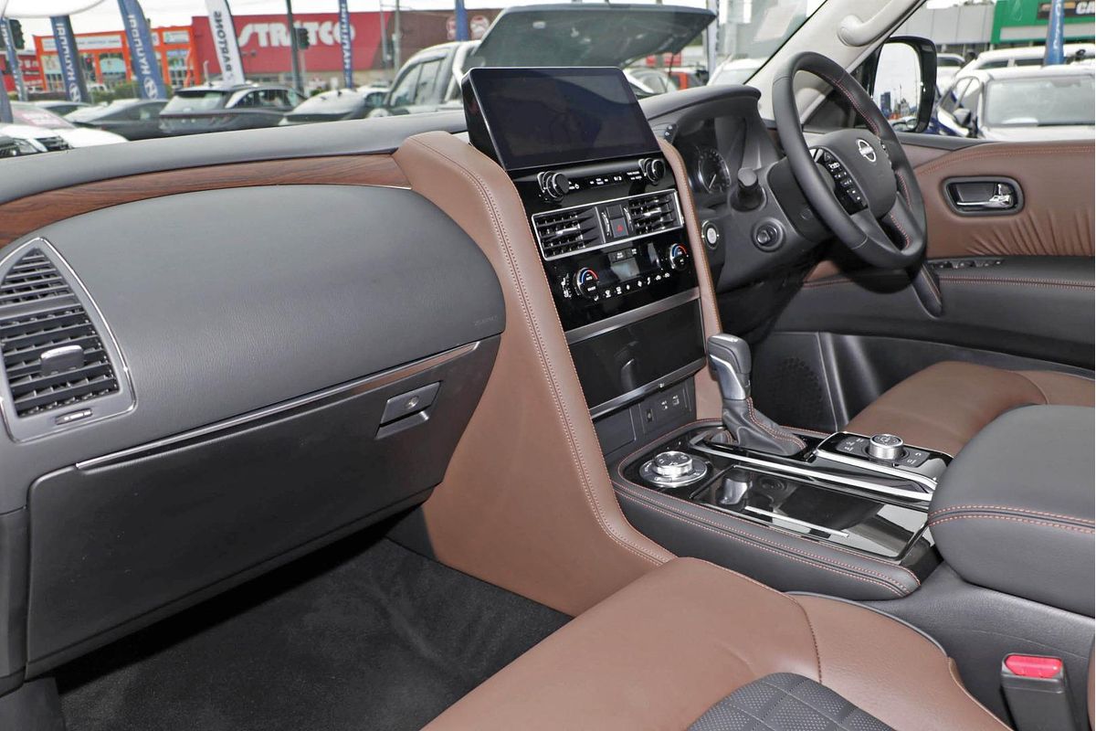 2025 Nissan Patrol Ti-L Y62