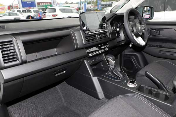 2025 Mitsubishi Triton GLX-R MV 4X4