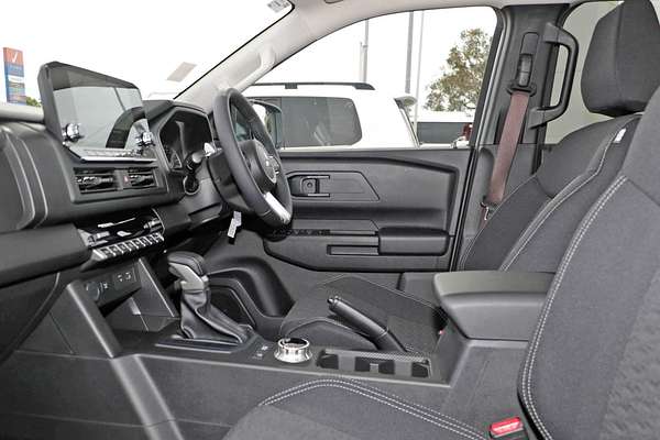 2025 Mitsubishi Triton GLX-R MV 4X4