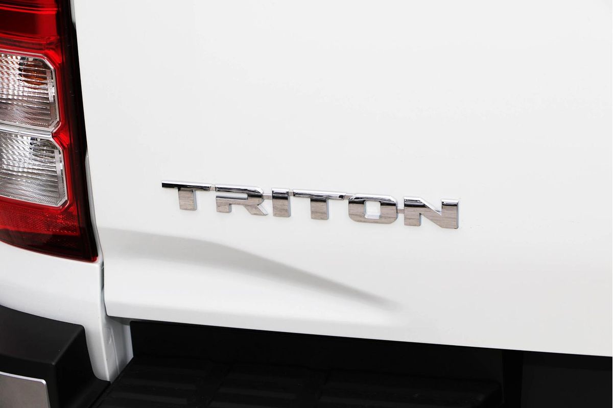 2025 Mitsubishi Triton GLX-R MV 4X4
