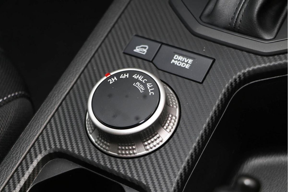 2025 Mitsubishi Triton GLX-R MV 4X4