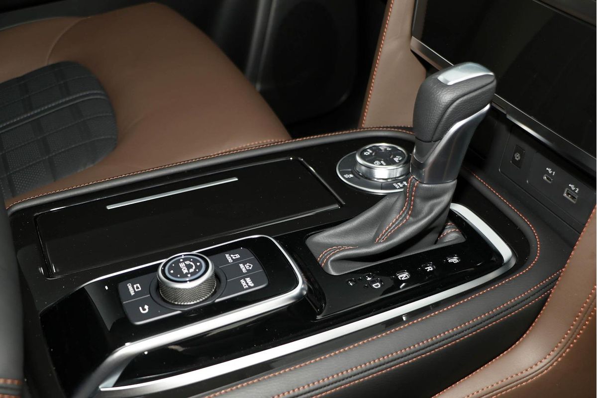 2025 Nissan Patrol Ti-L Y62