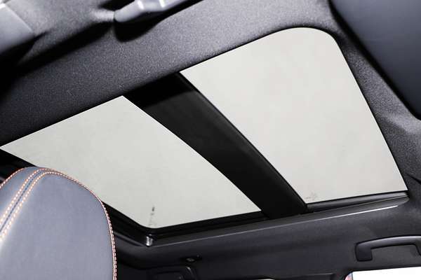 2024 Mitsubishi Outlander Exceed Tourer ZM