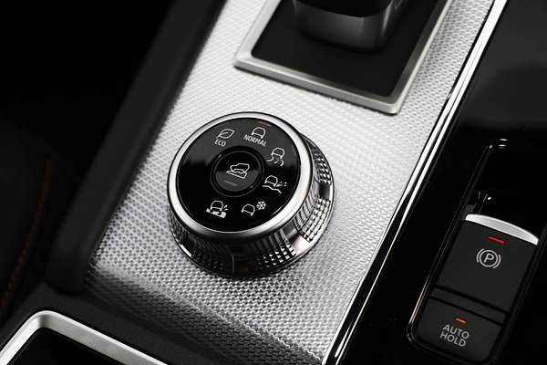 2024 Mitsubishi Outlander Exceed Tourer ZM