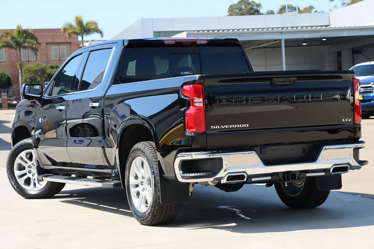 2025 Chevrolet Silverado 1500 LTZ Premium W/Tech Pack T1 4X4