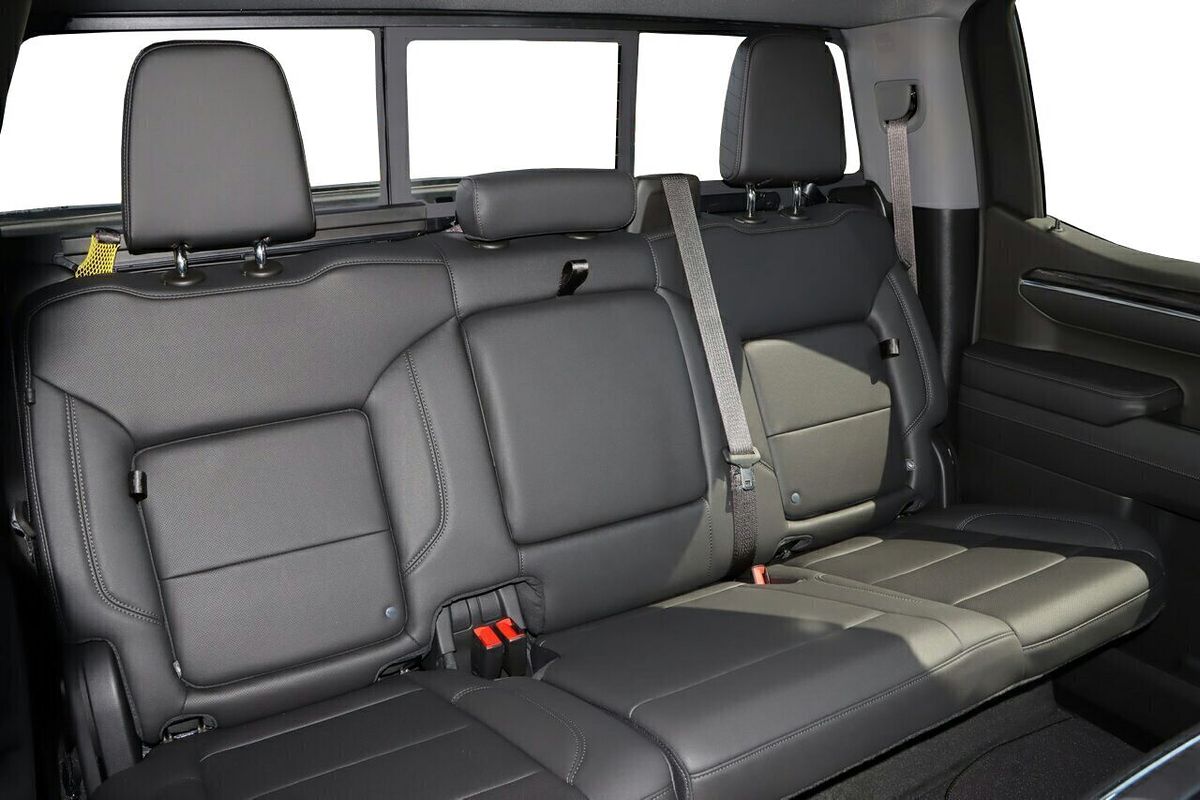 2025 Chevrolet Silverado 1500 LTZ Premium W/Tech Pack T1 4X4