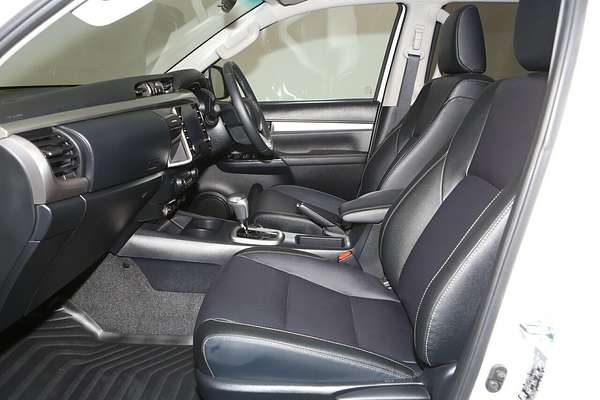 2023 Toyota Hilux SR5 GUN126R 4X4