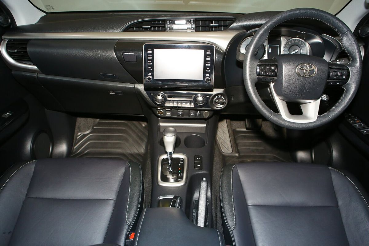 2023 Toyota Hilux SR5 GUN126R 4X4