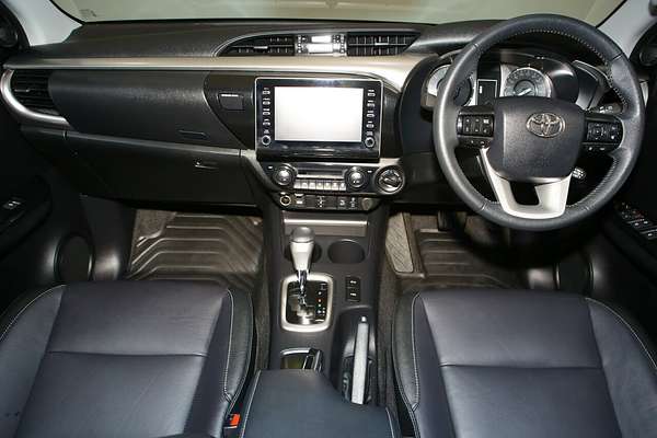 2023 Toyota Hilux SR5 GUN126R 4X4