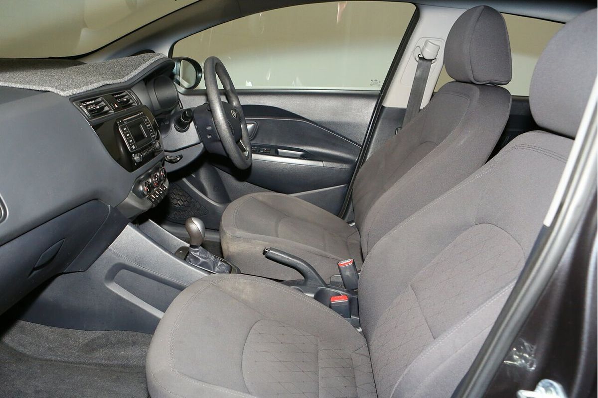 2015 Kia Rio S UB