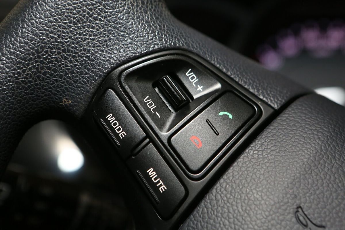 2015 Kia Rio S UB