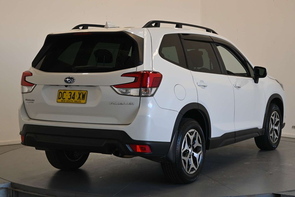 2021 Subaru Forester 2.5i S5