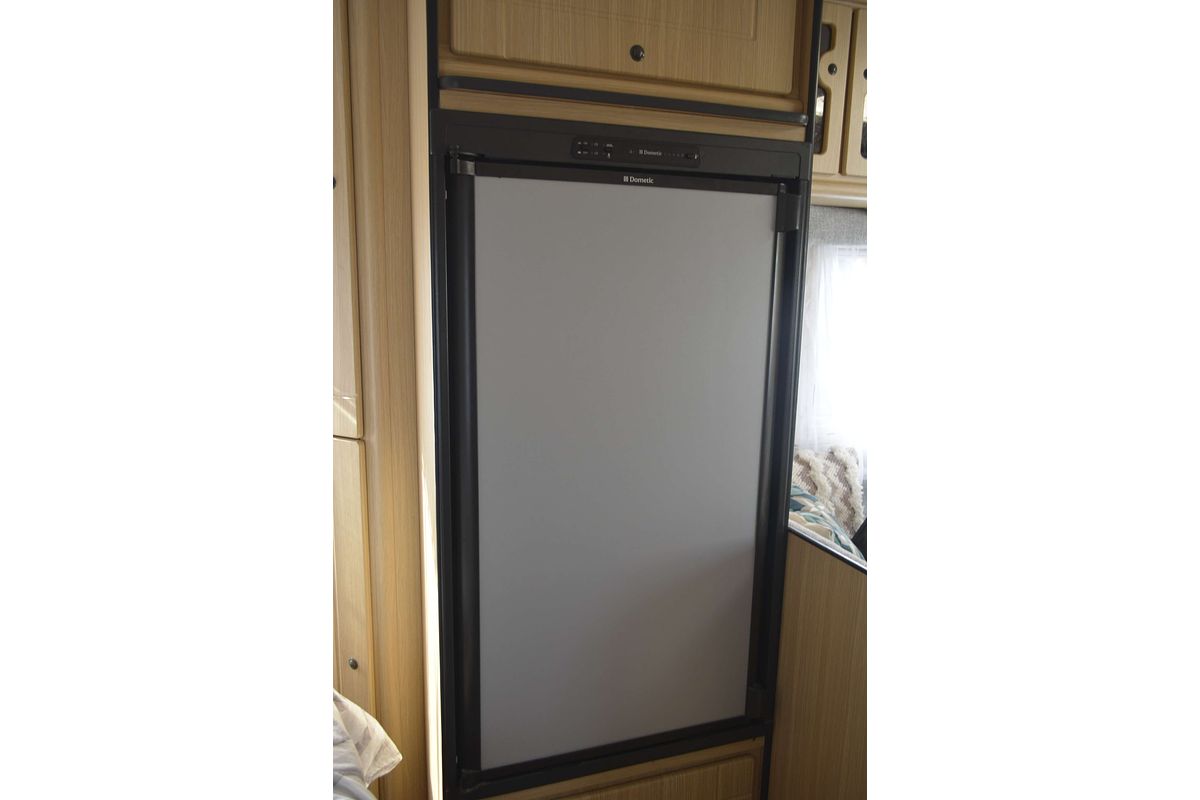 2011 Jurgens Lunagazer J2403