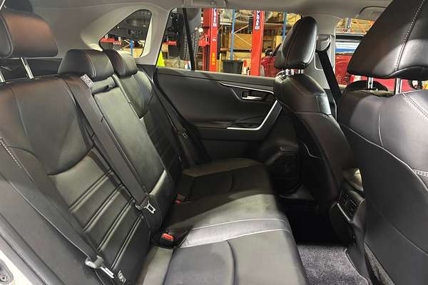 2021 Toyota RAV4 Cruiser AXAH52R