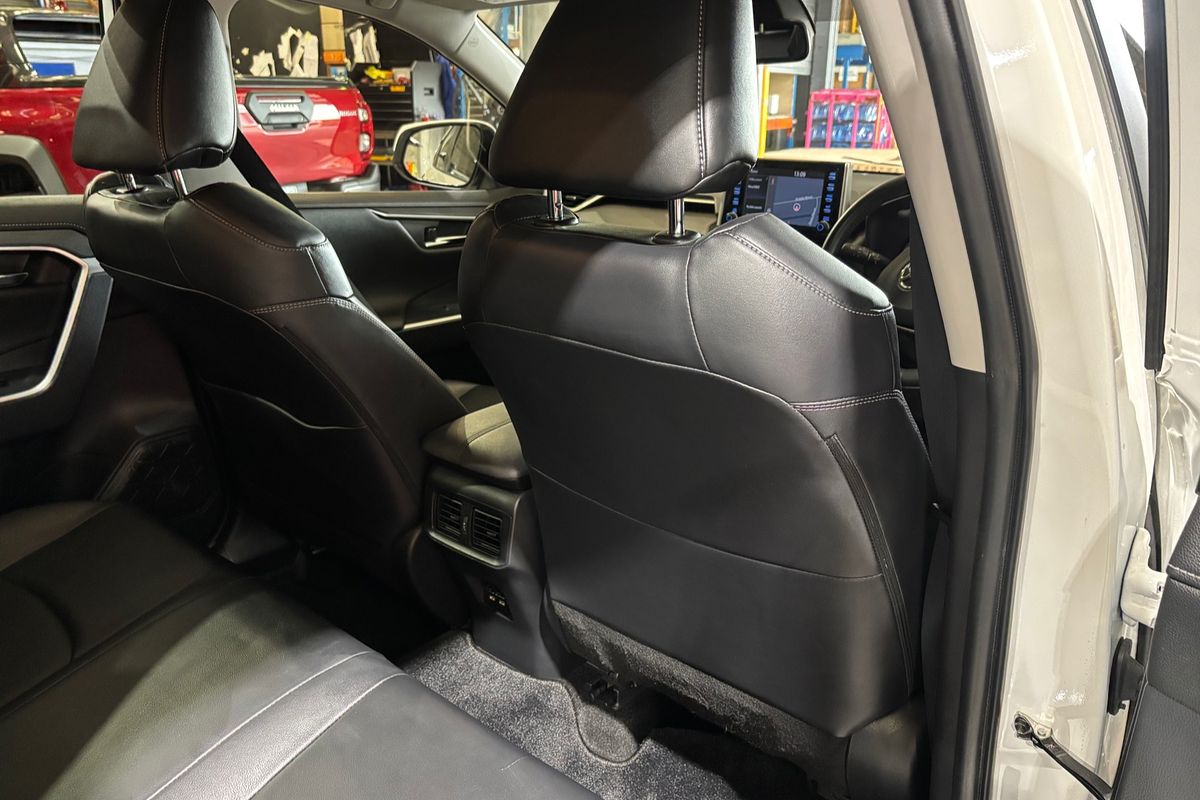 2021 Toyota RAV4 Cruiser AXAH52R