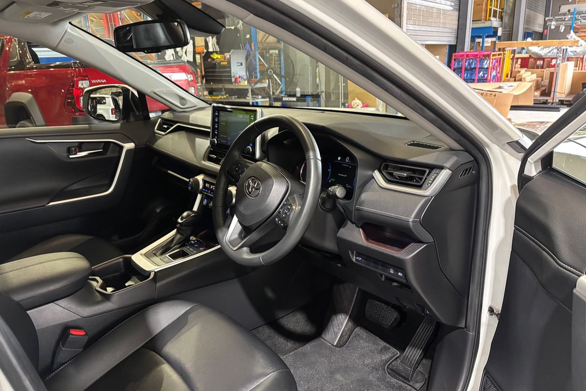 2021 Toyota RAV4 Cruiser AXAH52R
